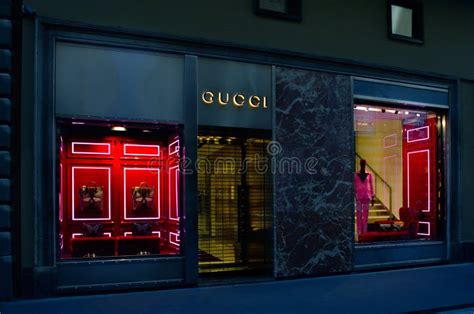 negozio gucci firenze duomo|gucci firenze outlet.